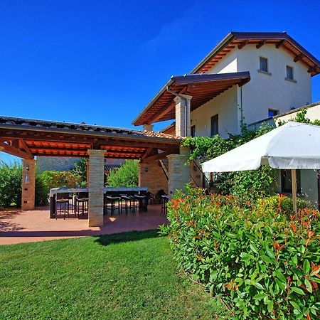 Casale Tiziano By Posarellivillas Citerna Экстерьер фото