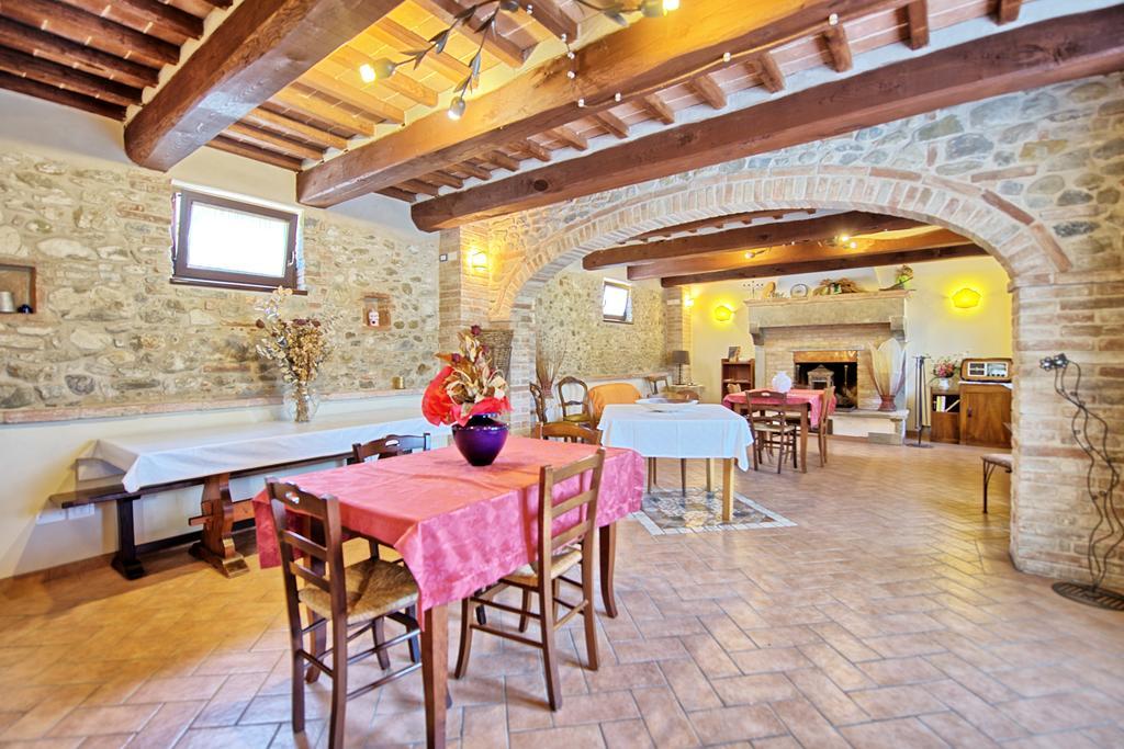 Casale Tiziano By Posarellivillas Citerna Экстерьер фото